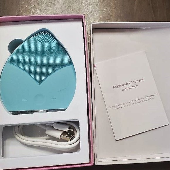 Massage Facial Instrument Never Used Brand New to Exfoliate your Face - Picture 2 of 3